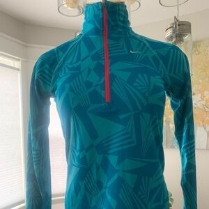 𝅺copy - Nike Womens Running Dri Fit Pullover Top‎ New without tags.Size X Small